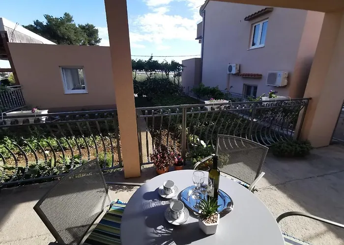 Apartment Ana